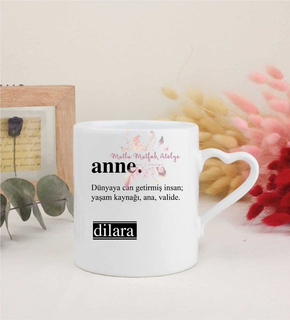 Kişiye Özel Anneler Günü Beyaz Kalpli Kupa Bardak