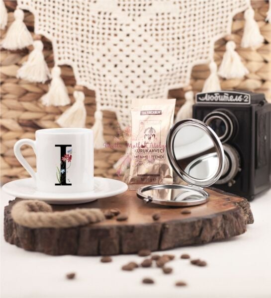 I Harfi Çiçek Desenli Aynalı Kahve Fincanı