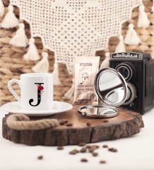 J Harfi Çiçek Desenli Aynalı Kahve Fincanı