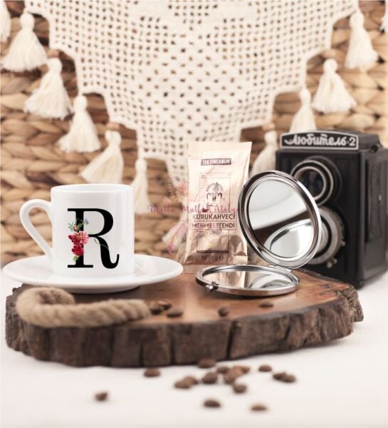 R Harfi Çiçek Desenli Aynalı Kahve Fincanı