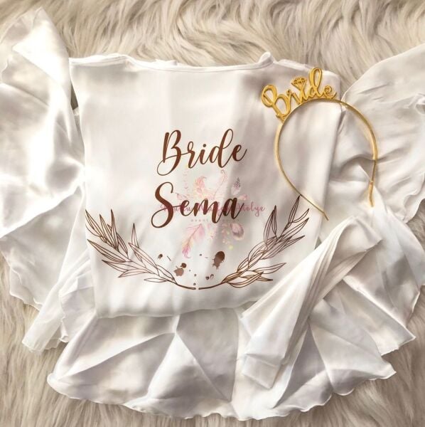 Volanlı İsimli Baskılı Sabahlık ve Bride Taç Set
