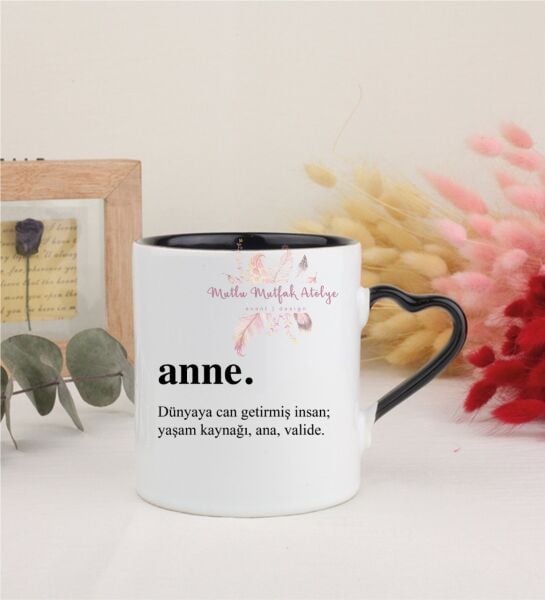 Anneler Günü Siyah Kalpli Kupa Bardak