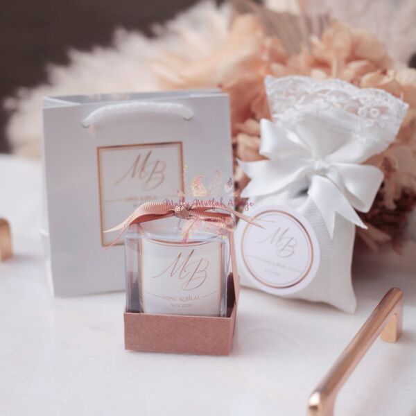 Hediyelik Kokulu Mum Karton Çanta Seti ve Lavanta Kesesi