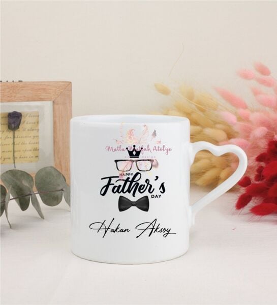 Kişiye Özel Babalar Günü Beyaz Kalpli Kupa Bardak