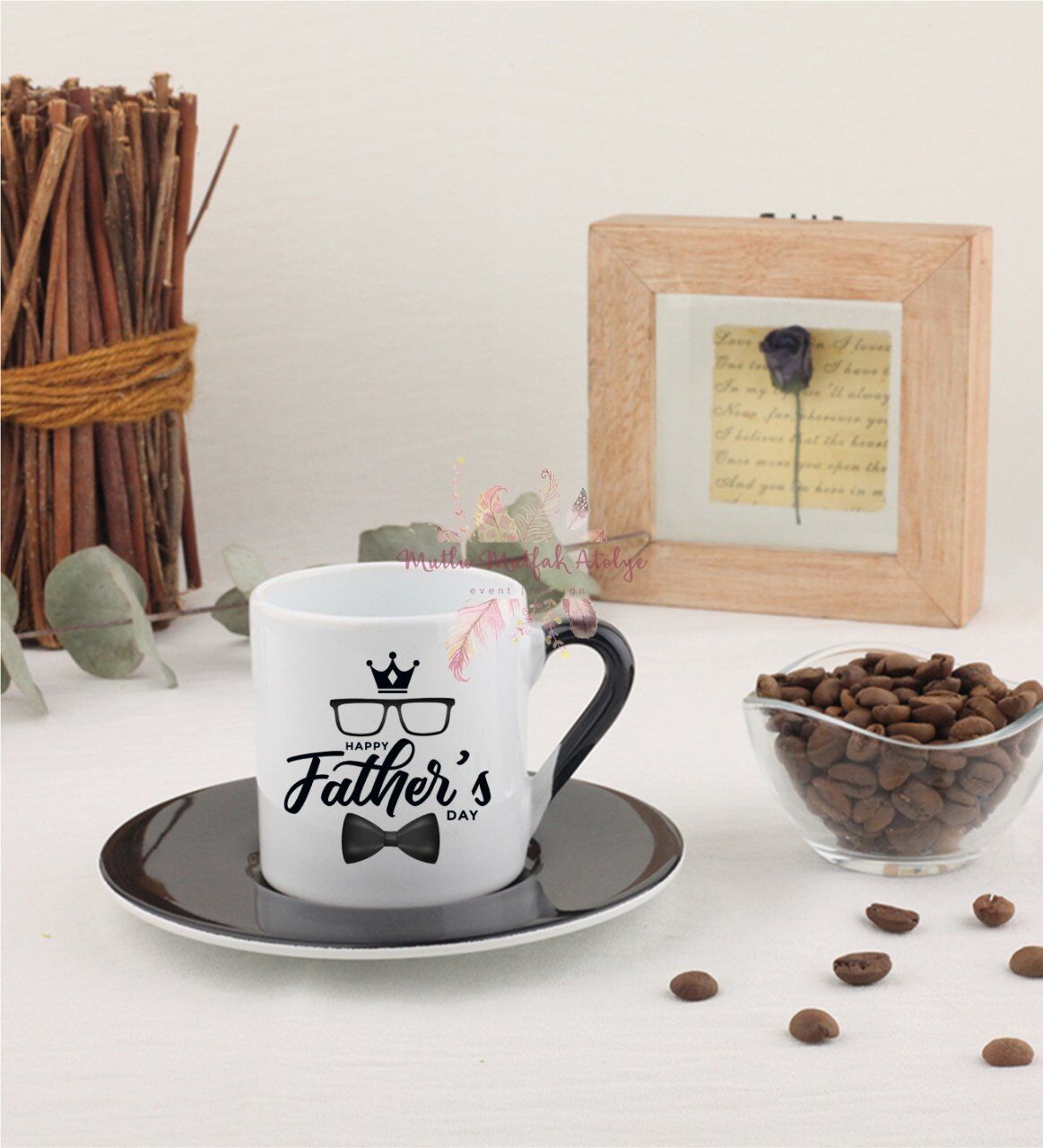 Babalar Günü Siyah Türk Kahvesi Fincanı