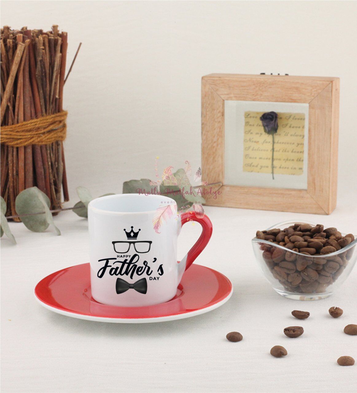 Babalar Günü Kırmızı Türk Kahvesi Fincanı