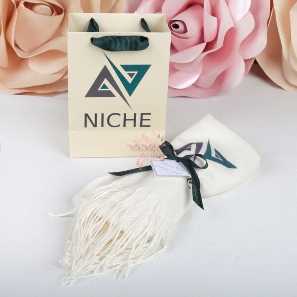 Kişiye Özel Baskılı Şal ve Hediyelik Çanta Seti 1 Adet Set