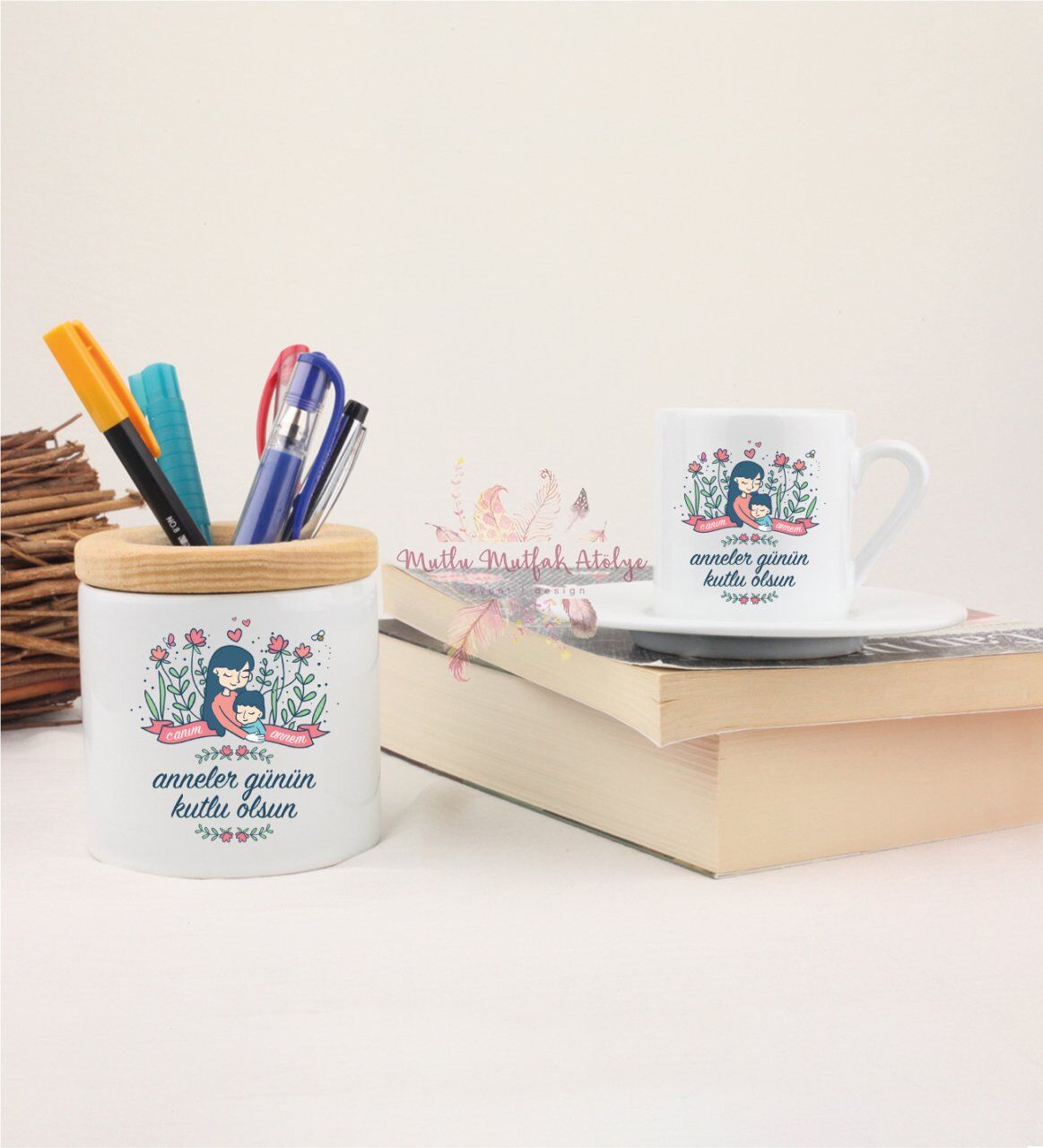 Anneler Günü Kalemlik ve Türk Kahvesi Fincanı