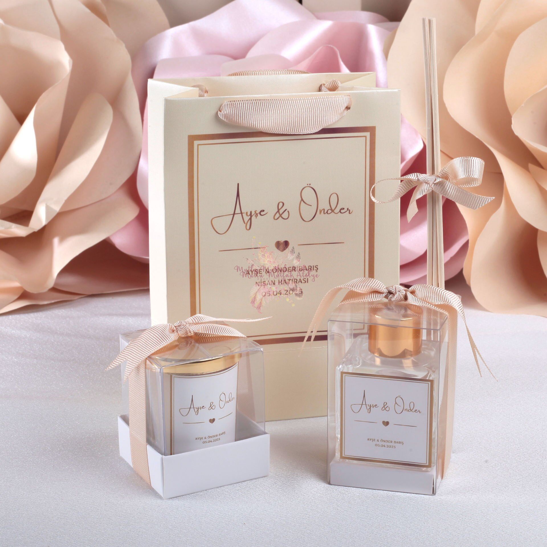Mum, Oda Kokusu ve Baskılı Karton Çanta Nişan - Düğün Hediye Seti