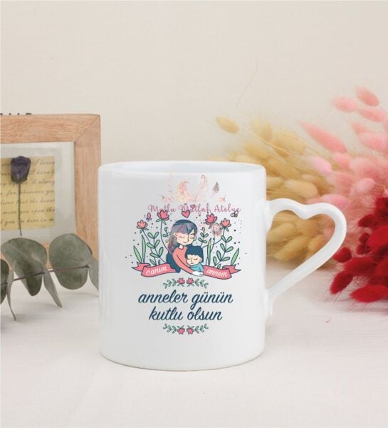 Anneler Günü Beyaz Kalpli Kupa Bardak
