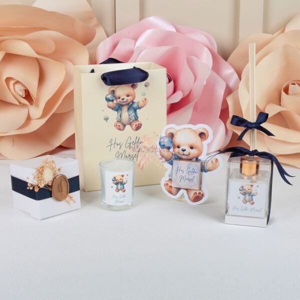 Hoş Geldin Bebek Hediye Seti - Vanilya Kokulu Mum, Çikolata, Oda Kokusu ve Baskılı Çanta