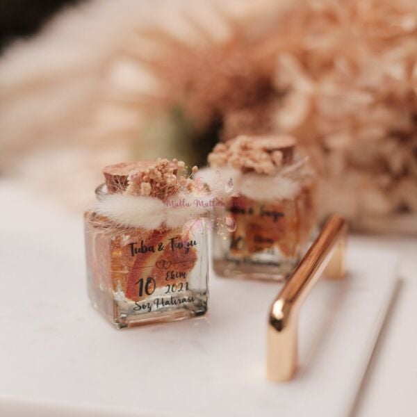 Hediyelik Portakallı Kare Şişeli Jel Mum