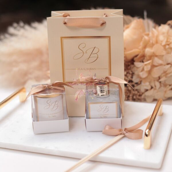 Hediyelik Kapaklı Kokulu Mum, Oda Kokusu ve Baskılı Karton Çanta Seti