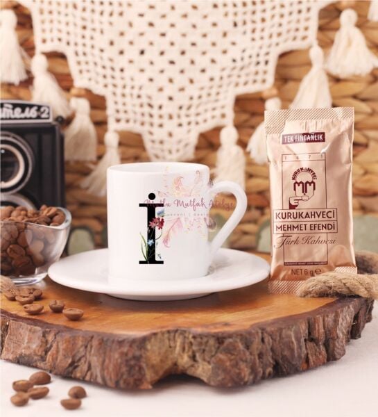 İ Harfi Çiçek Desenli Türk Kahvesi Fincanı