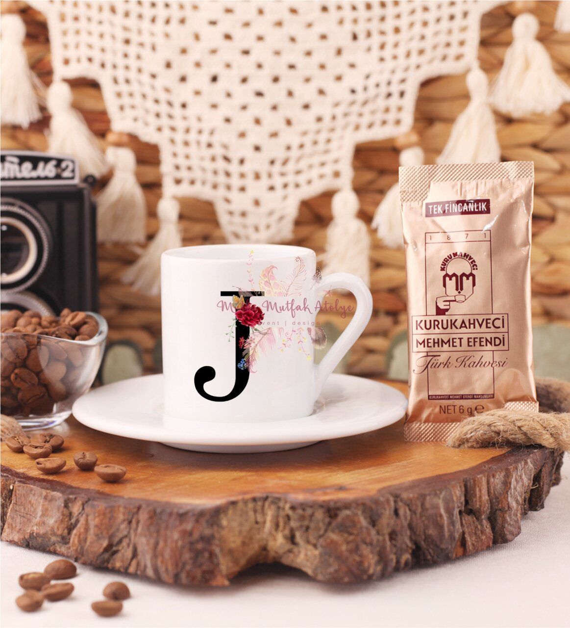 J Harfi Çiçek Desenli Türk Kahvesi Fincanı