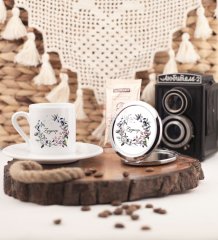 Kişiye Özel Türk Kahvesi Fincanı ve Aynalı Set İsimli Çiçek Motifli