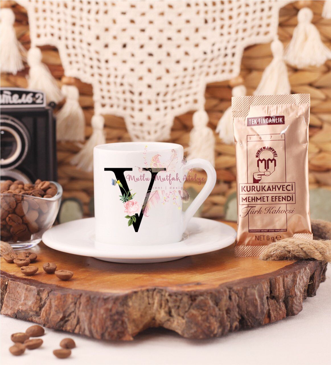V Harfi Çiçek Desenli Türk Kahvesi Fincanı
