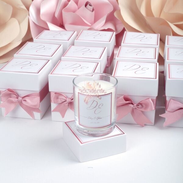 Büyük Boy Kare Kutulu Vanilya Kokulu Mum – Özel Günler İçin Hediyelik