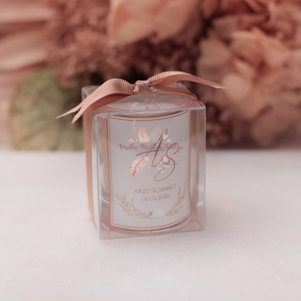 Hediyelik Kutulu Mum Çiçek Motifli