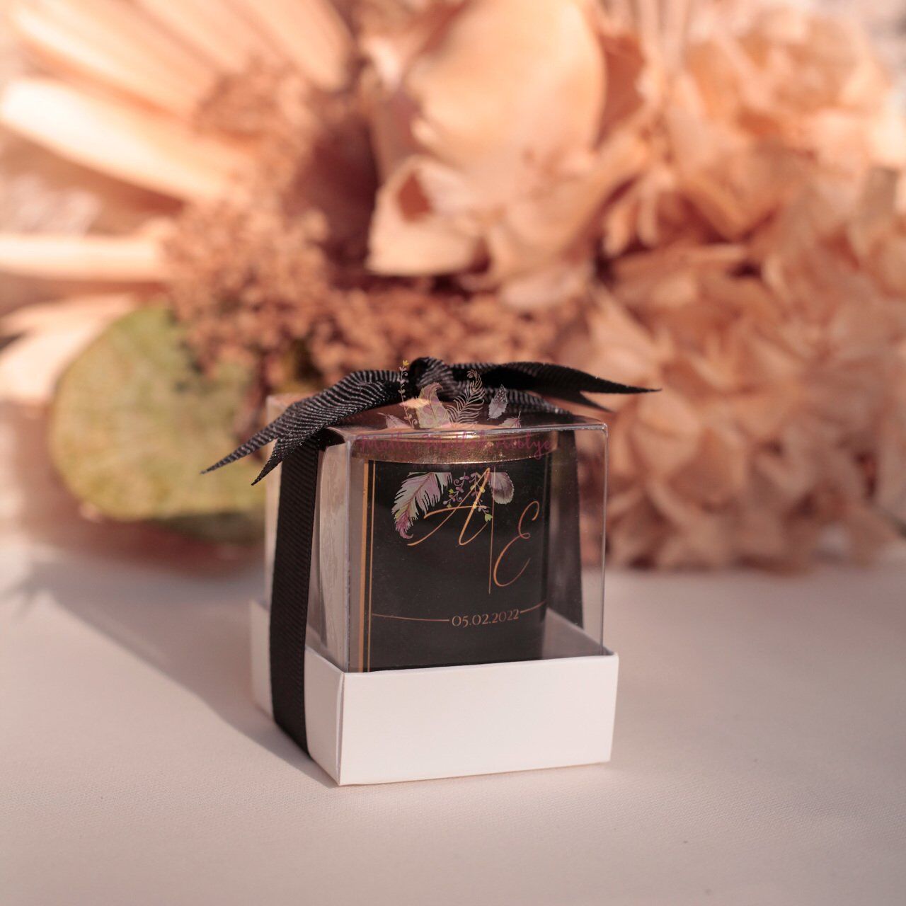 Hediyelik Kapaklı Kutulu Mum Siyah Konsept