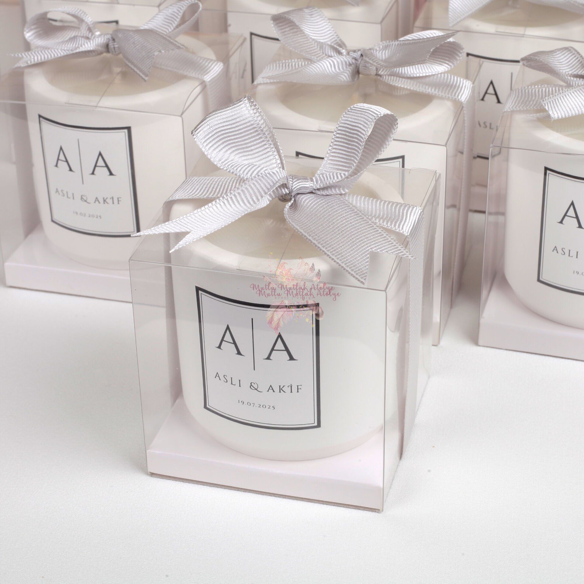 Vanilya Kokulu Kurdeleli Kutulu Beton Mum Nişan Düğün Hediyeliği