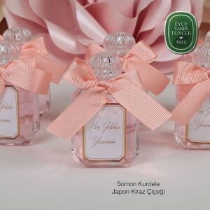 Dikdörtgen Yassı Cam Şişe Hediyelik Eyüp Sabri Tuncer Kolonya