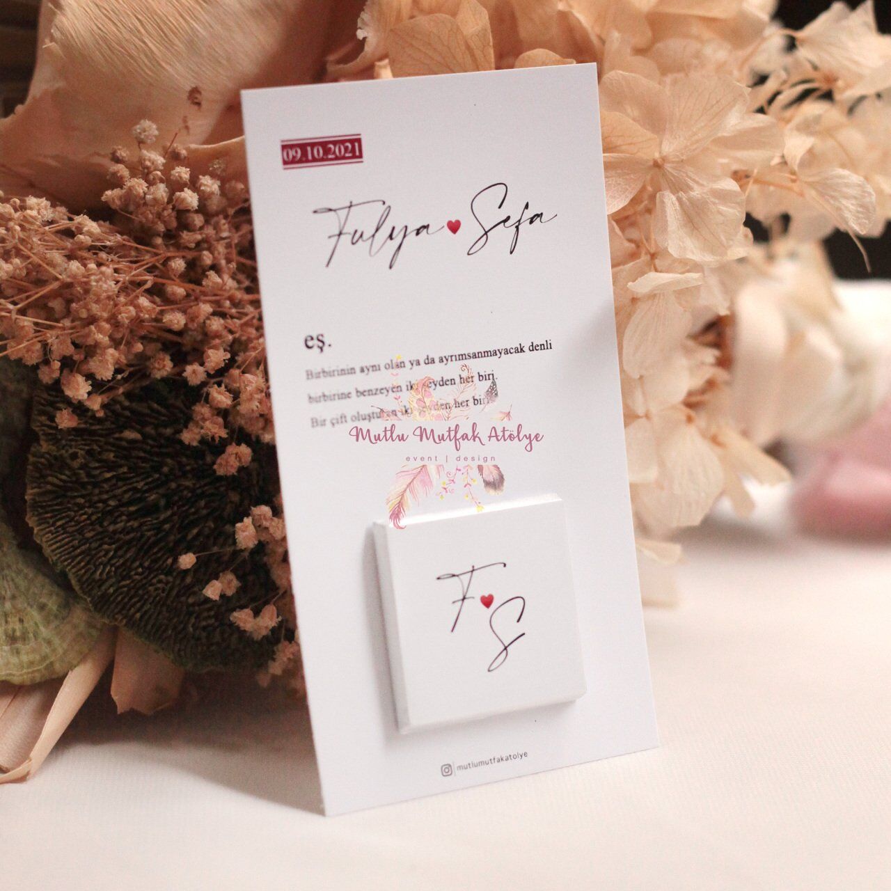 Hediyelik Çikolatalı Kart LUGAT