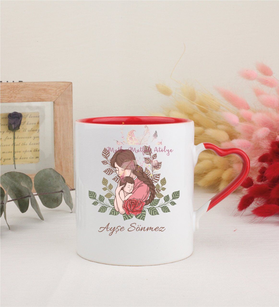 Kişiye Özel Anneler Günü Kırmızı Kalpli Kupa Bardak