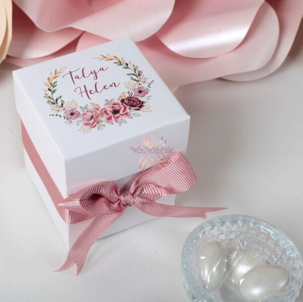 Kalın Kutulu Valonia Çikolata Kaplı Draje – Özel Günler İçin Şık İkramlık