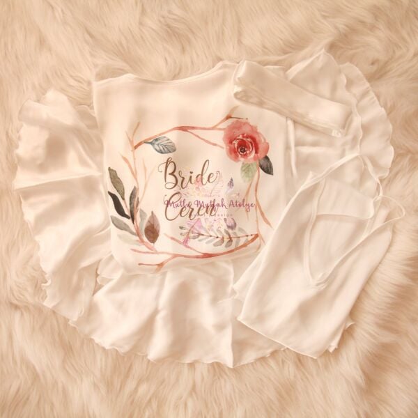 İsimli Baskılı Sabahlık Çiçek Motifli