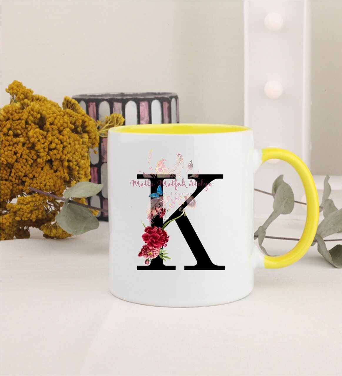 K Harfi Çiçek Desenli Sarı Kupa Bardak