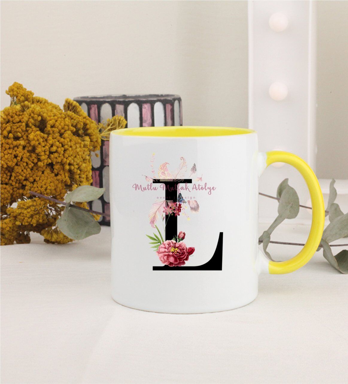 L Harfi Çiçek Desenli Sarı Kupa Bardak