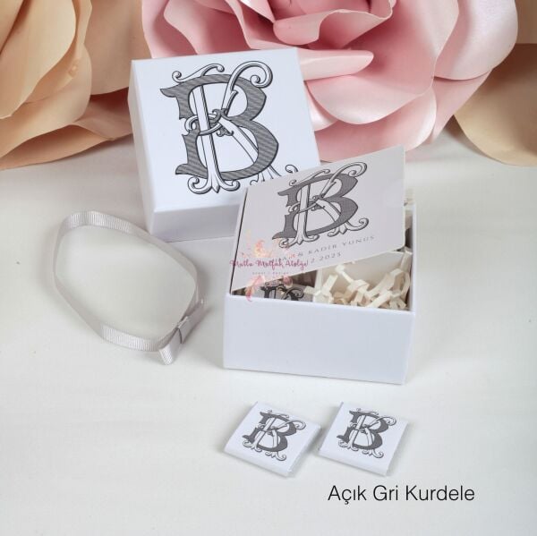 Kurdeleli 4 Bölmeli Çikolata Kutusu – Nişan, Düğün, Doğum Günü Hediyeliği