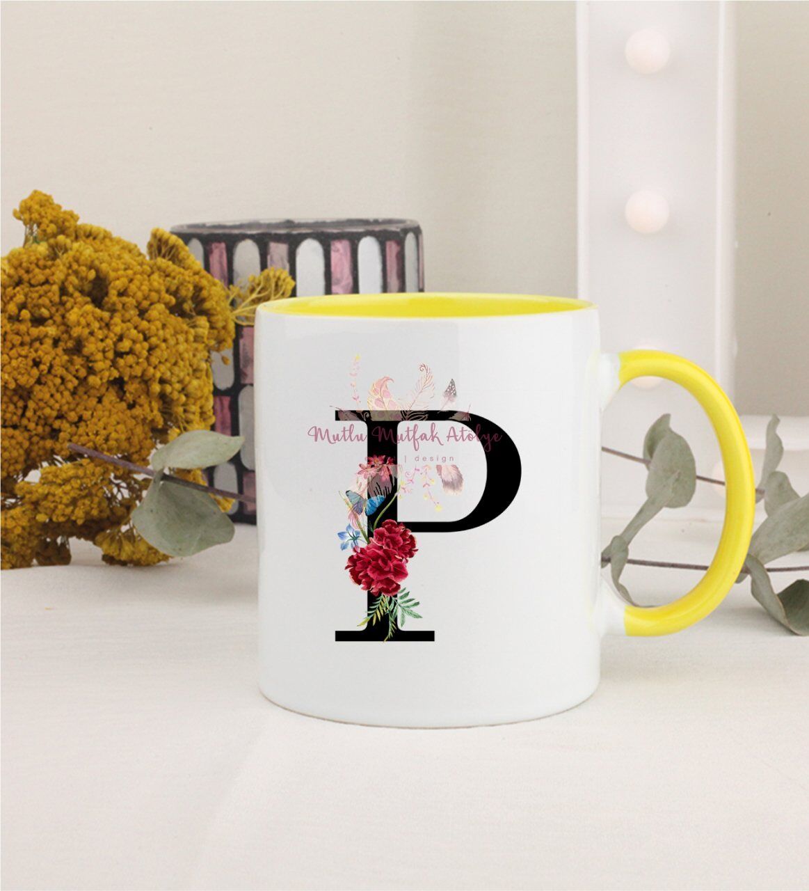 P Harfi Çiçek Desenli Sarı Kupa Bardak