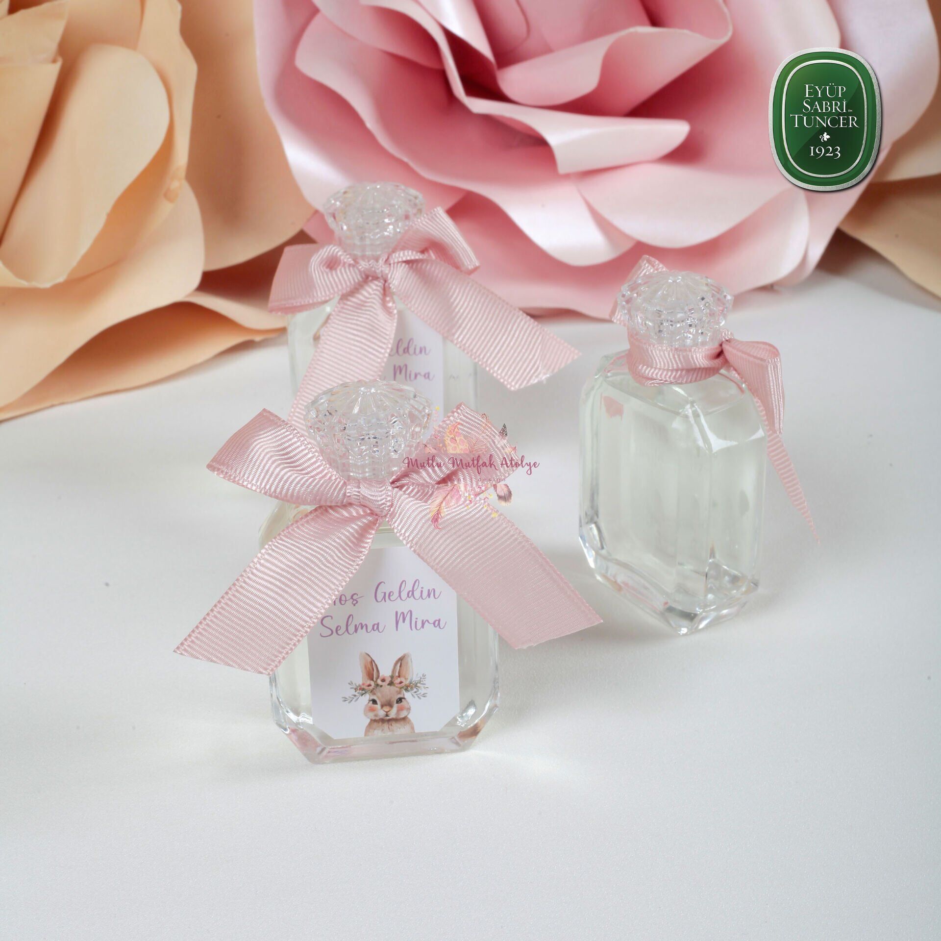 Tavşan Figürlü Cam Şişe Hediyelik Eyüp Sabri Tuncer Kolonya
