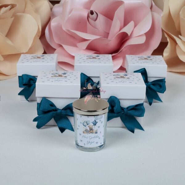 Ayıcık Konseptli Kapaklı Kutulu Vanilya Kokulu Kişiye Özel Bebek Hediyeliği Mum