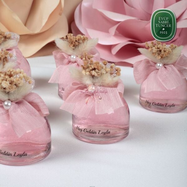 Yuvarlak Cam Şişe Çiçek ve inci Süslemeli Eyüp Sabri Tuncer Hediyelik Kolonya