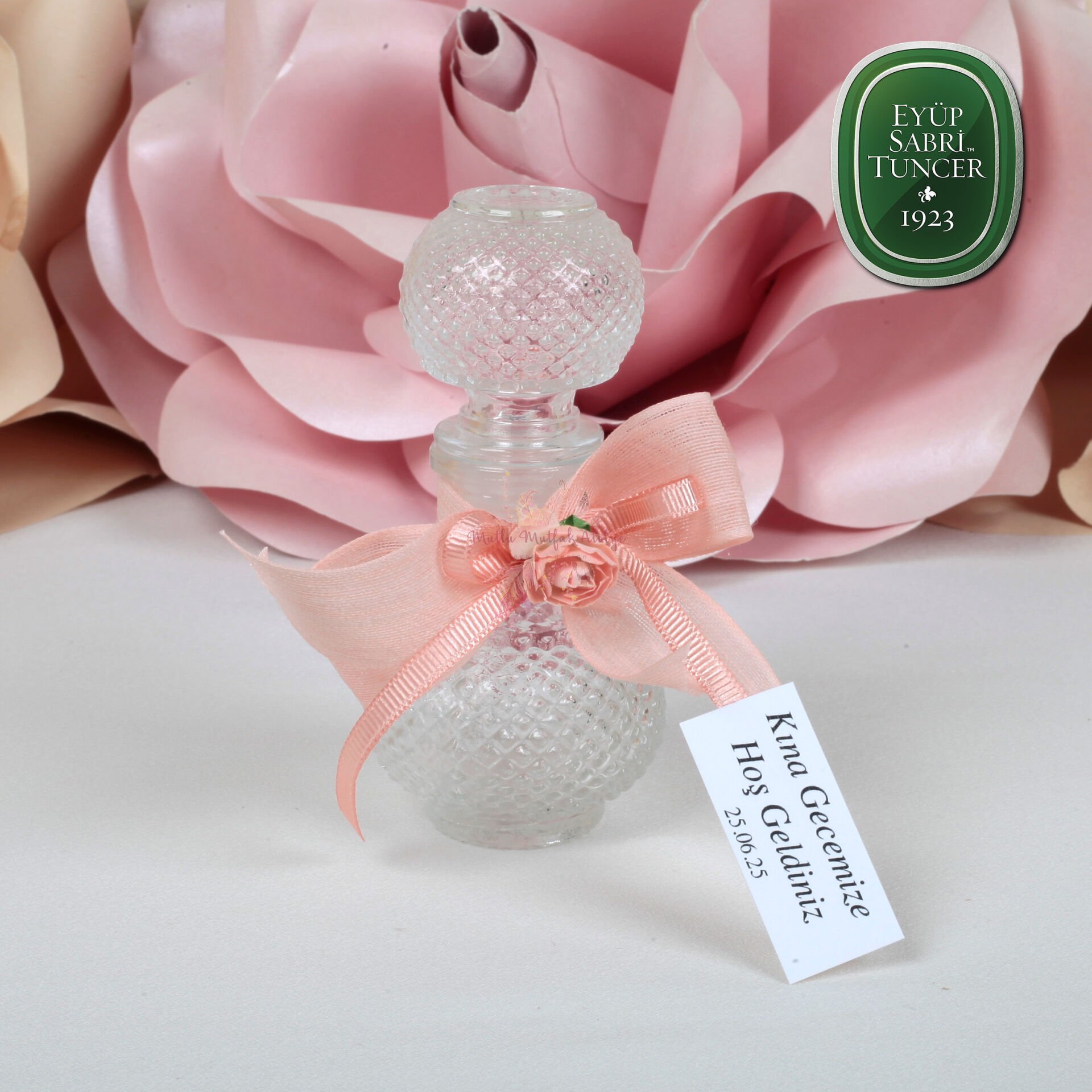 Kına Konseptli Cam Şişe Çiçek Süslemeli Eyüp Sabri Tuncer Kolonya