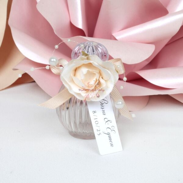 Çiçek Süslemeli Hediyelik Kolonya Eyüp Sabri Tuncer