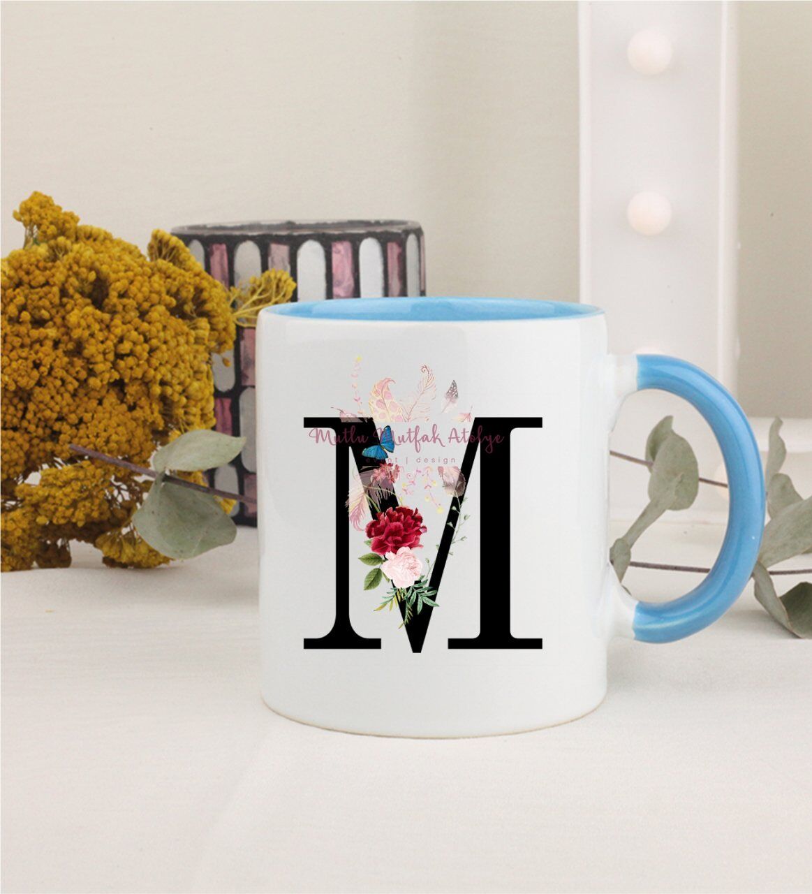 M Harfi Çiçek Desenli Mavi Kupa Bardak