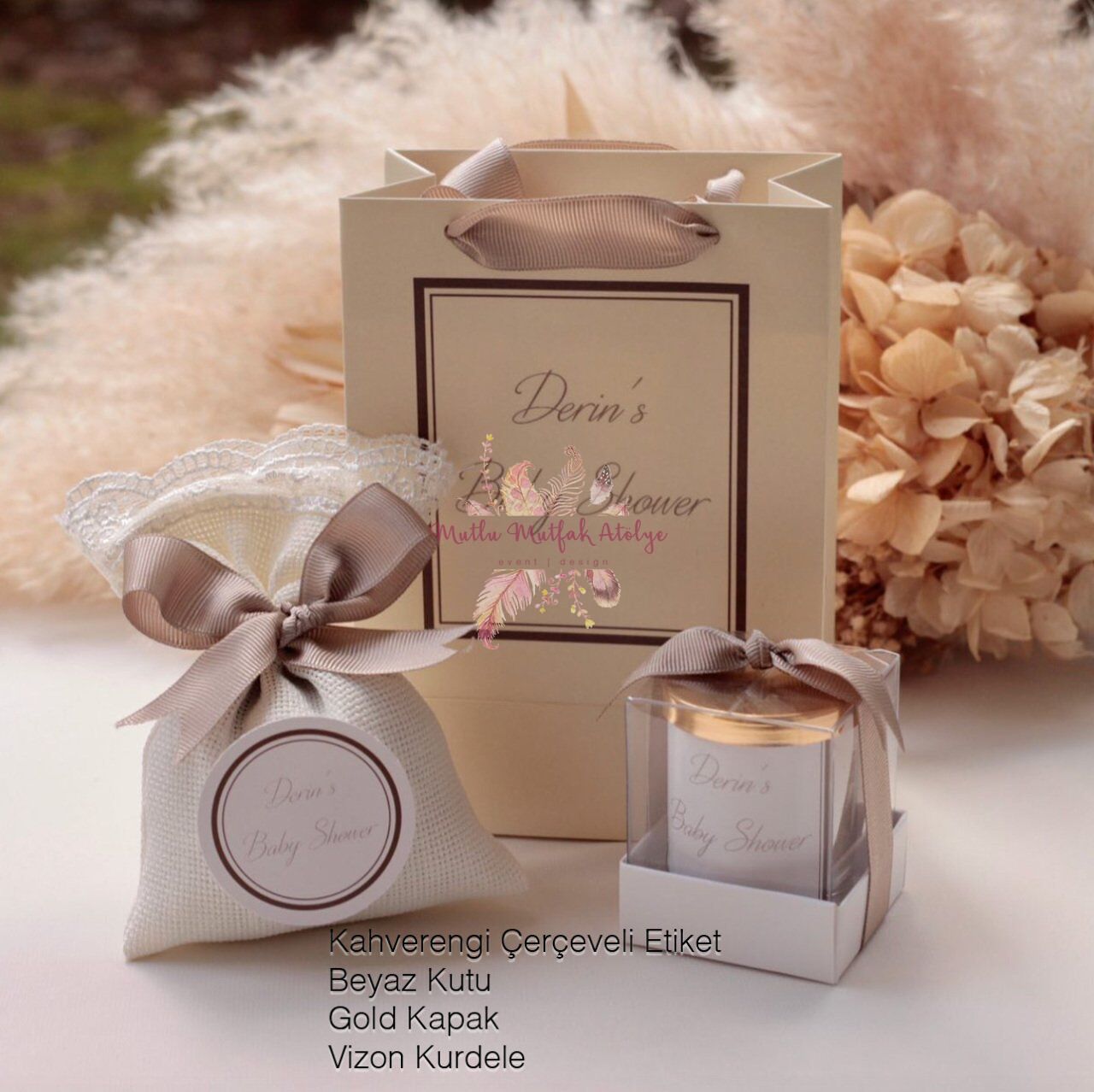 Hediyelik Kapaklı Kokulu Mum, Lavanta Kesesi ve Baskılı Karton Çanta Seti