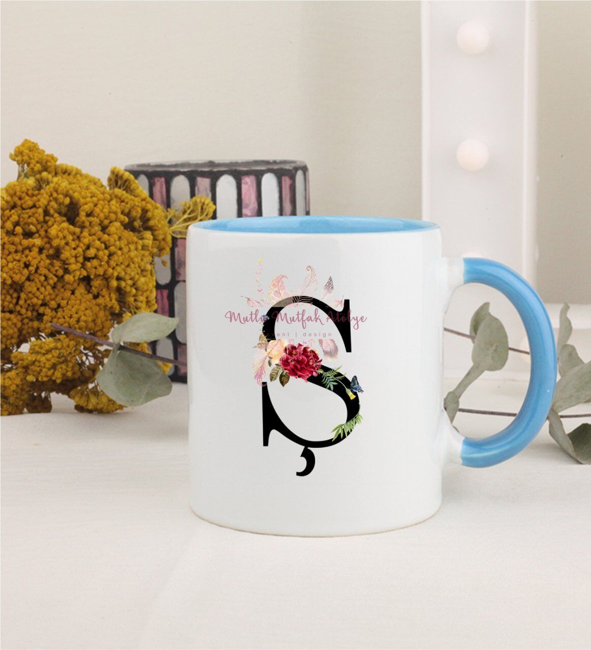 Ş Harfi Çiçek Desenli Mavi Kupa Bardak