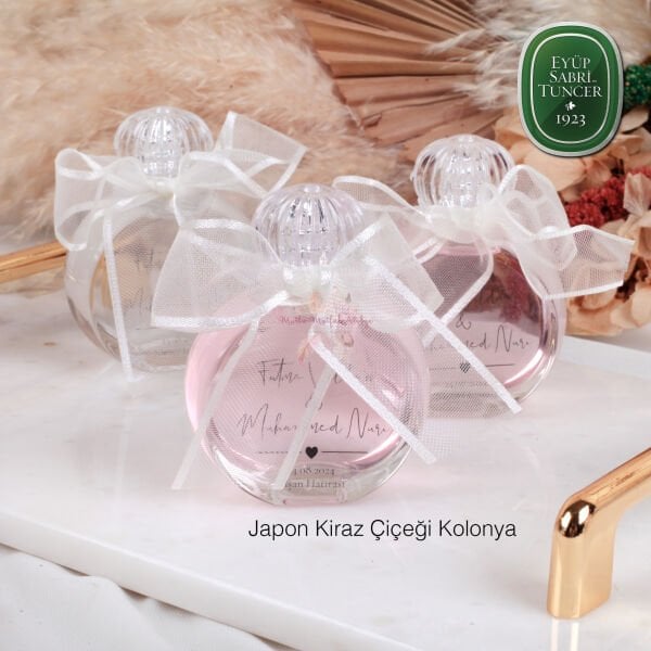 Yuvarlak Yassı Cam Şişe Hediyelik Eyüp Sabri Tuncer Kolonya