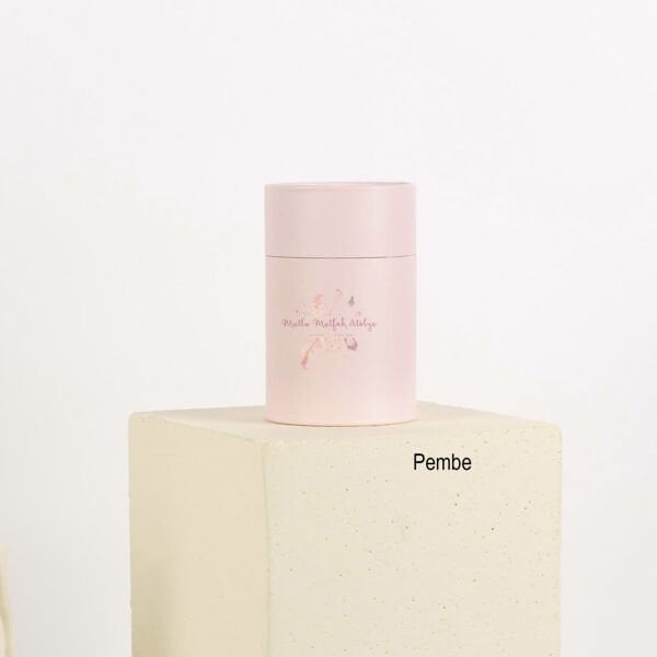 Büyük Boy Vanilya Kokulu Kişiye Özel Tavşan Konseptli Buzlu Cam Bardak Mum - 9x12 cm Silindir Kutulu