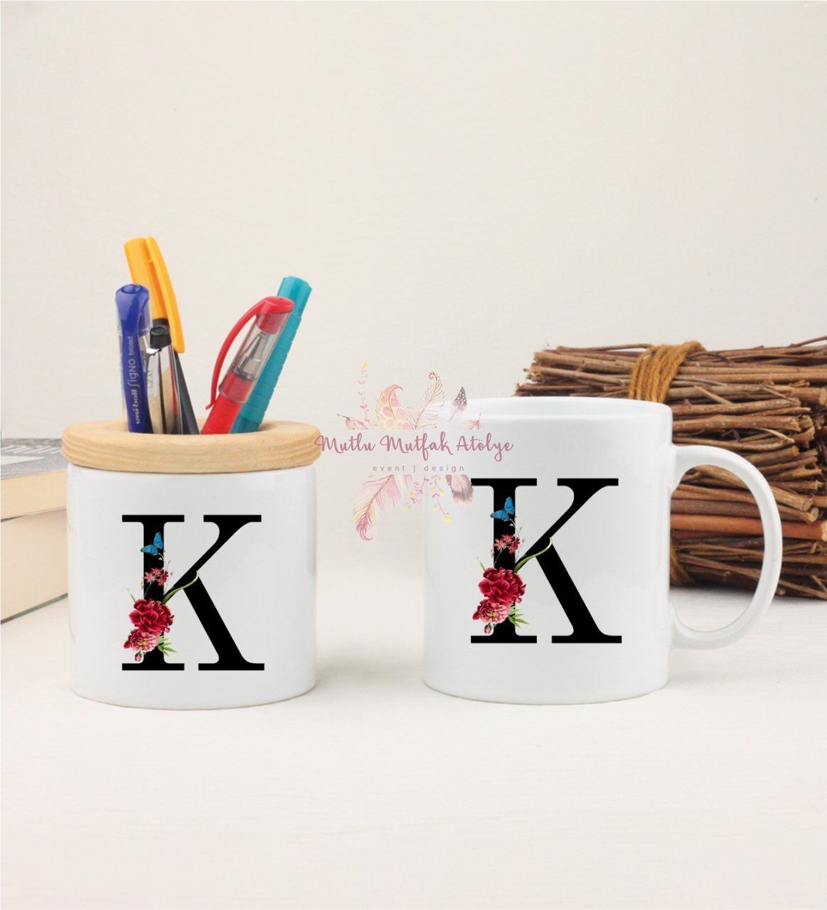 K Harfi Çiçek Desenli Kalemlik ve Kupa Bardak