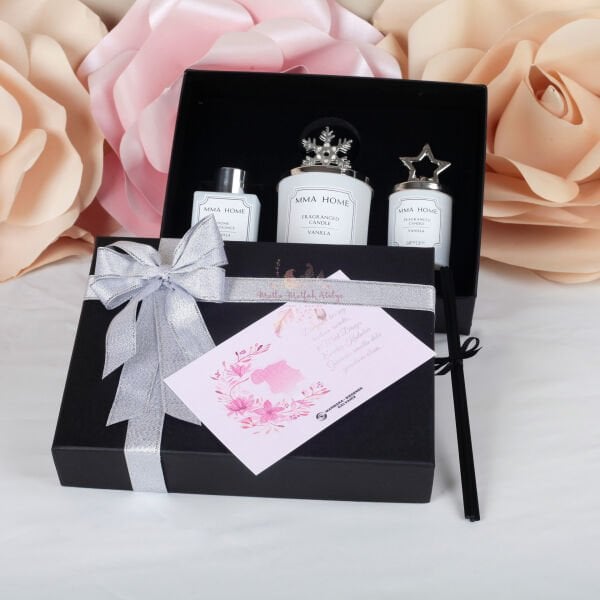 Kadınlar Günü Hediyesi Vanilya Kokulu Oda Kokusu, Küçük ve Büyük Mum Seti