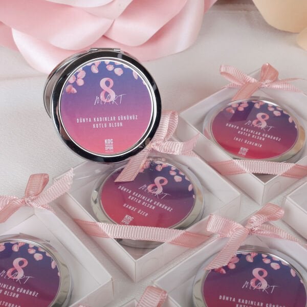 8 Mart Dünya Kadınlar Günü Hediyelik Kutulu Kapaklı Ayna