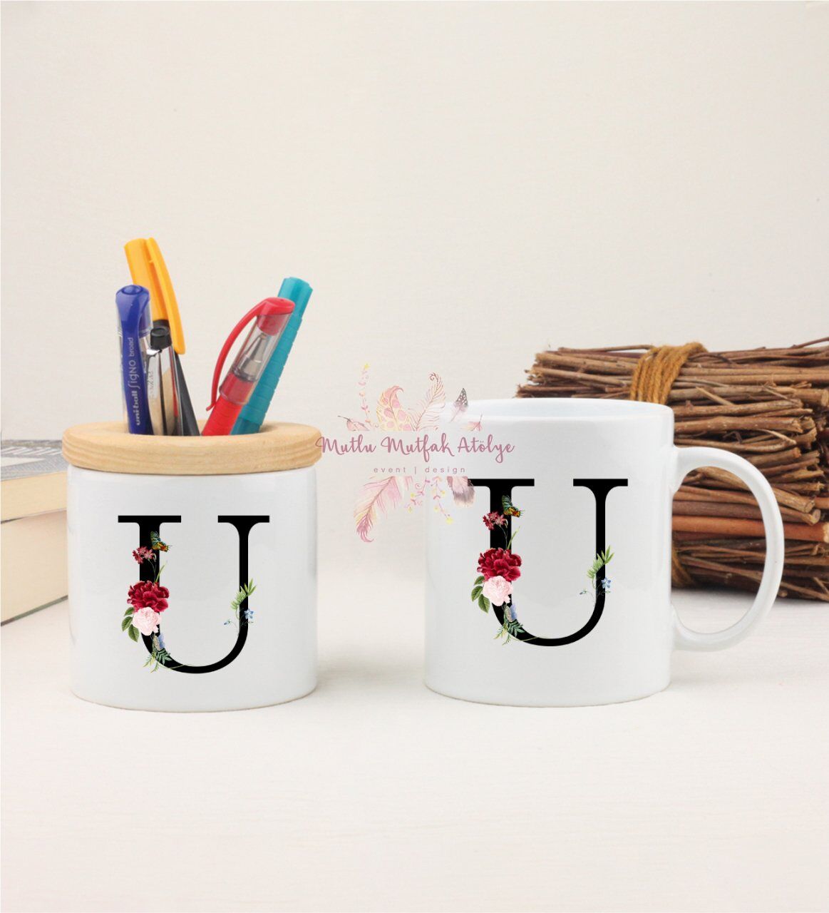 U Harfi Çiçek Desenli Kalemlik ve Kupa Bardak