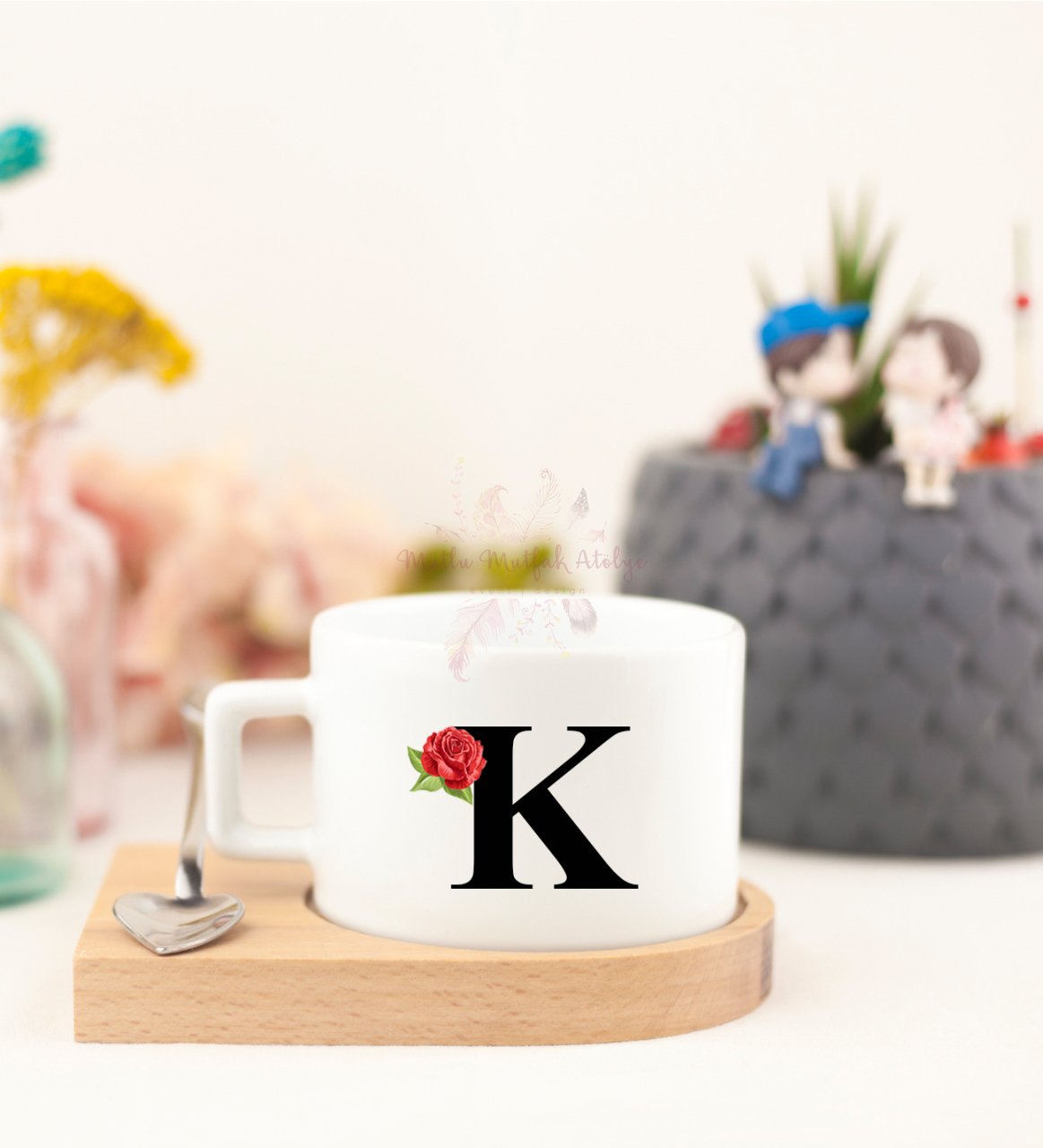 Ahşap Altlıklı Fincan K Harfi