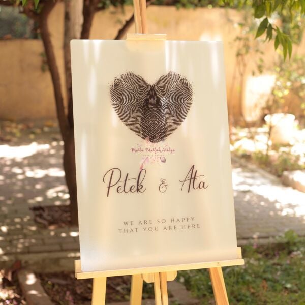 Beyaz Buzlu Görünümlü Karşılama Panosu